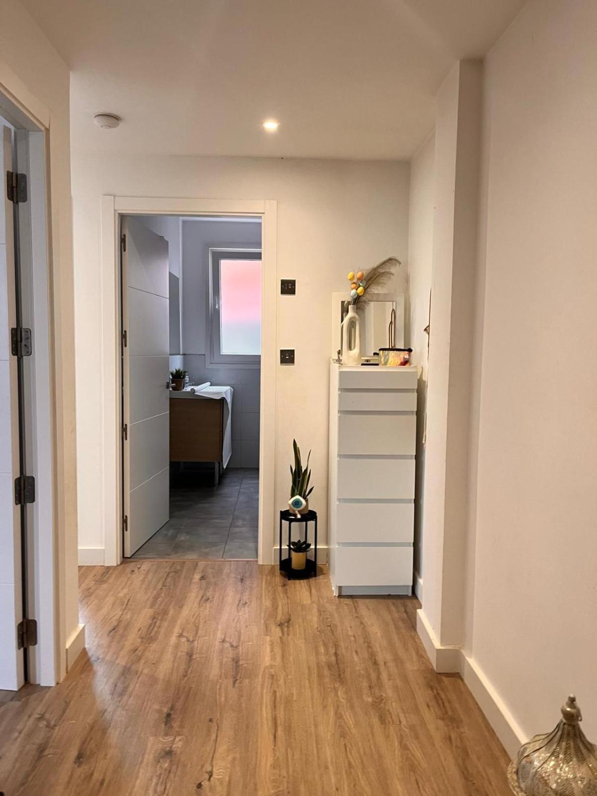 269 Main Street 3 Bedrooms Gem Gibilterra Esterno foto