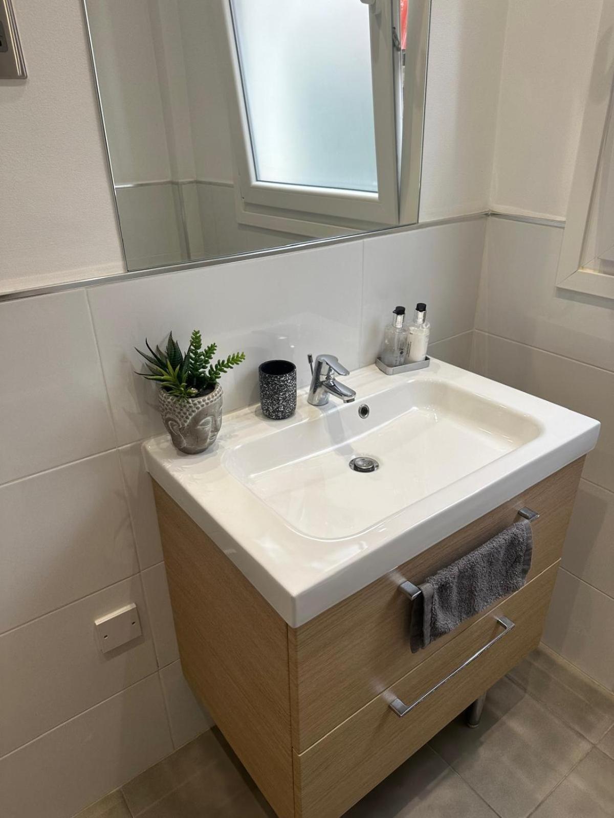 269 Main Street 3 Bedrooms Gem Gibilterra Esterno foto