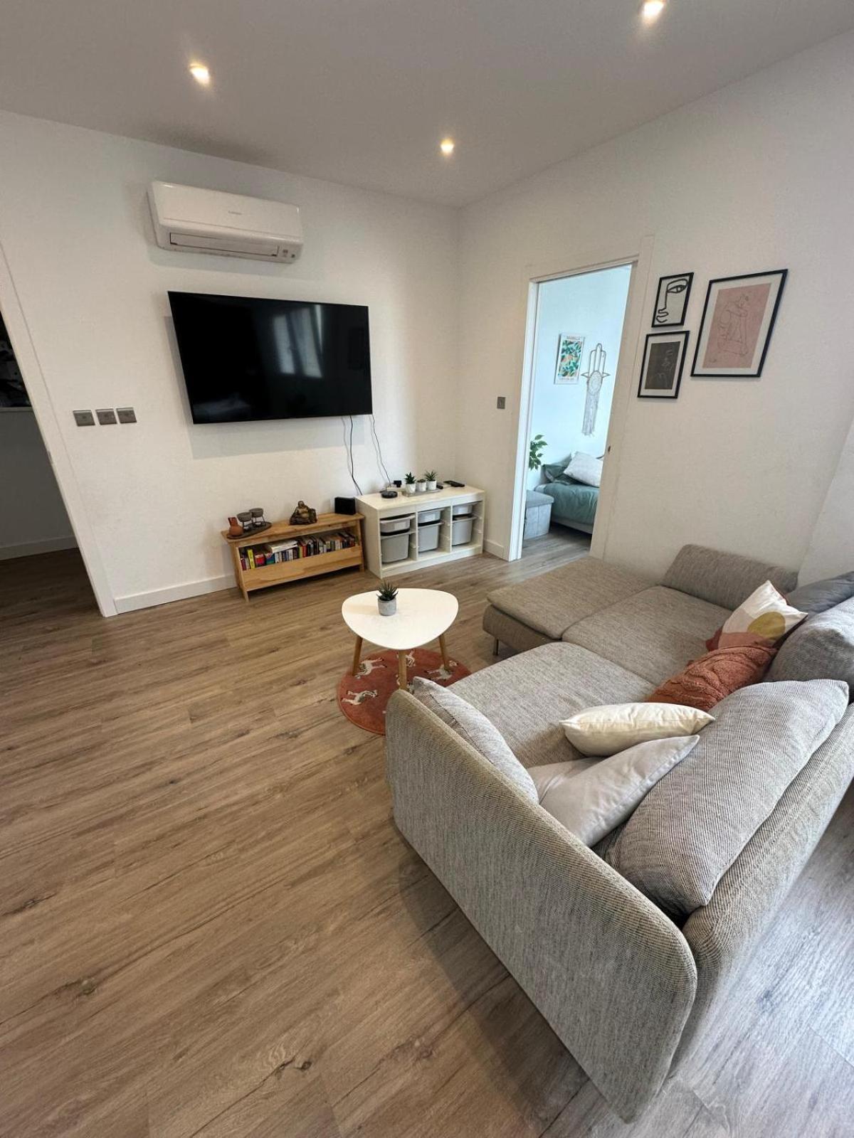269 Main Street 3 Bedrooms Gem Gibilterra Esterno foto